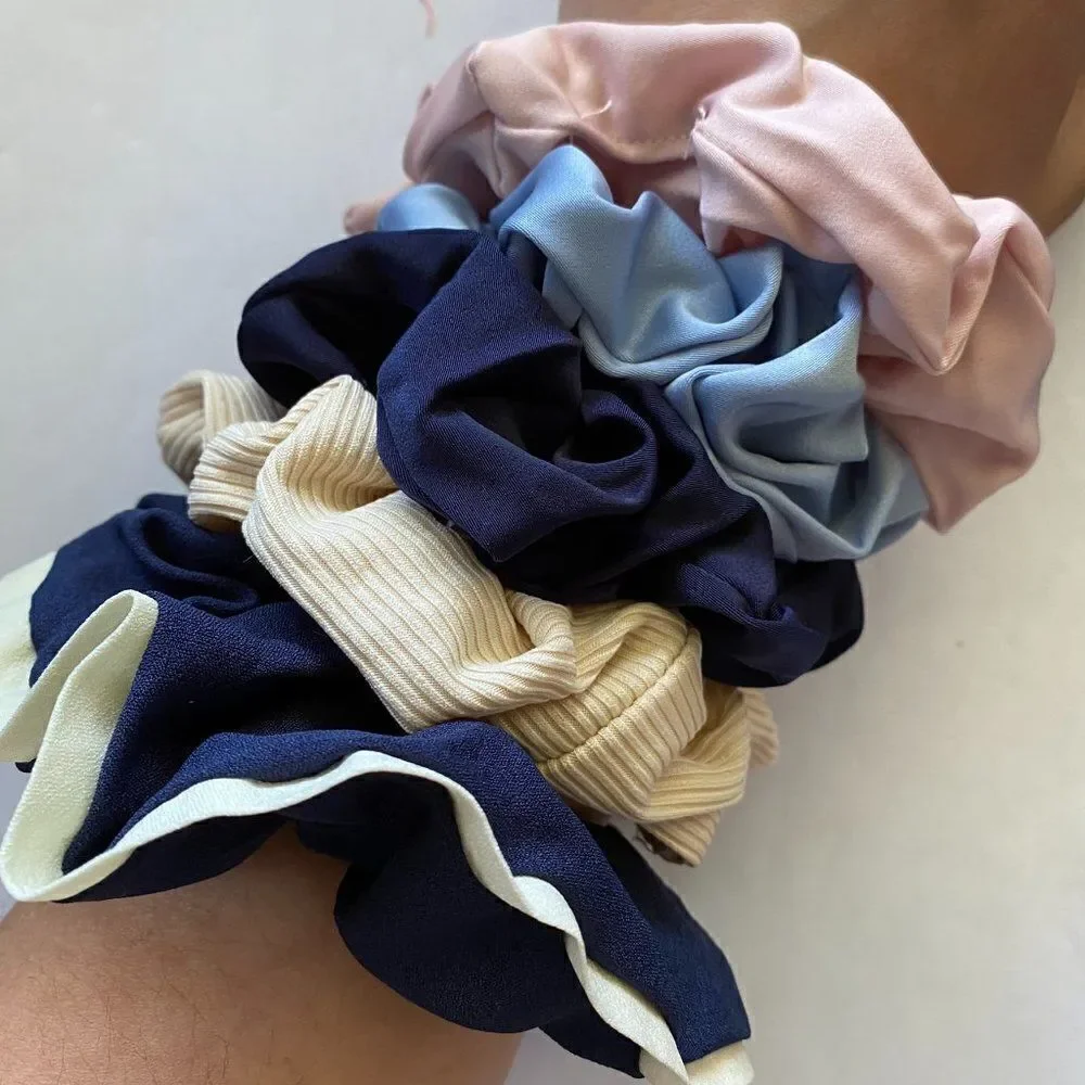 Set of 5 Scrunchies - Navy Nude Pink